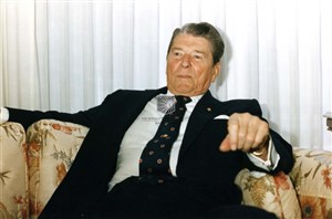 Image description is not available for 1992.177